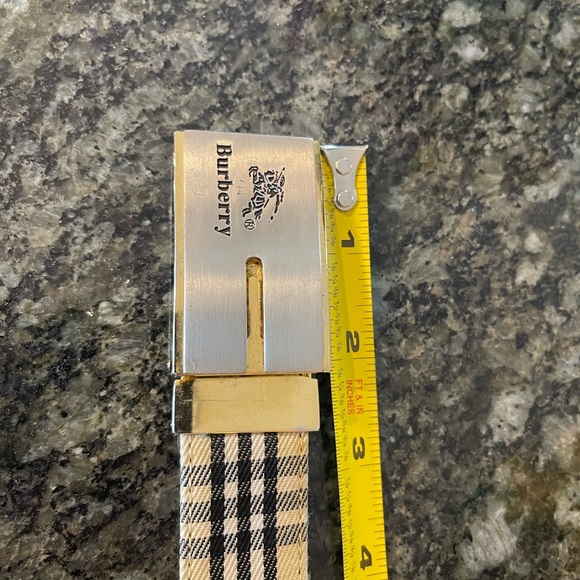Beautiful Burberry belt with silver and gold buckle size S/M - Picture 5 of 9